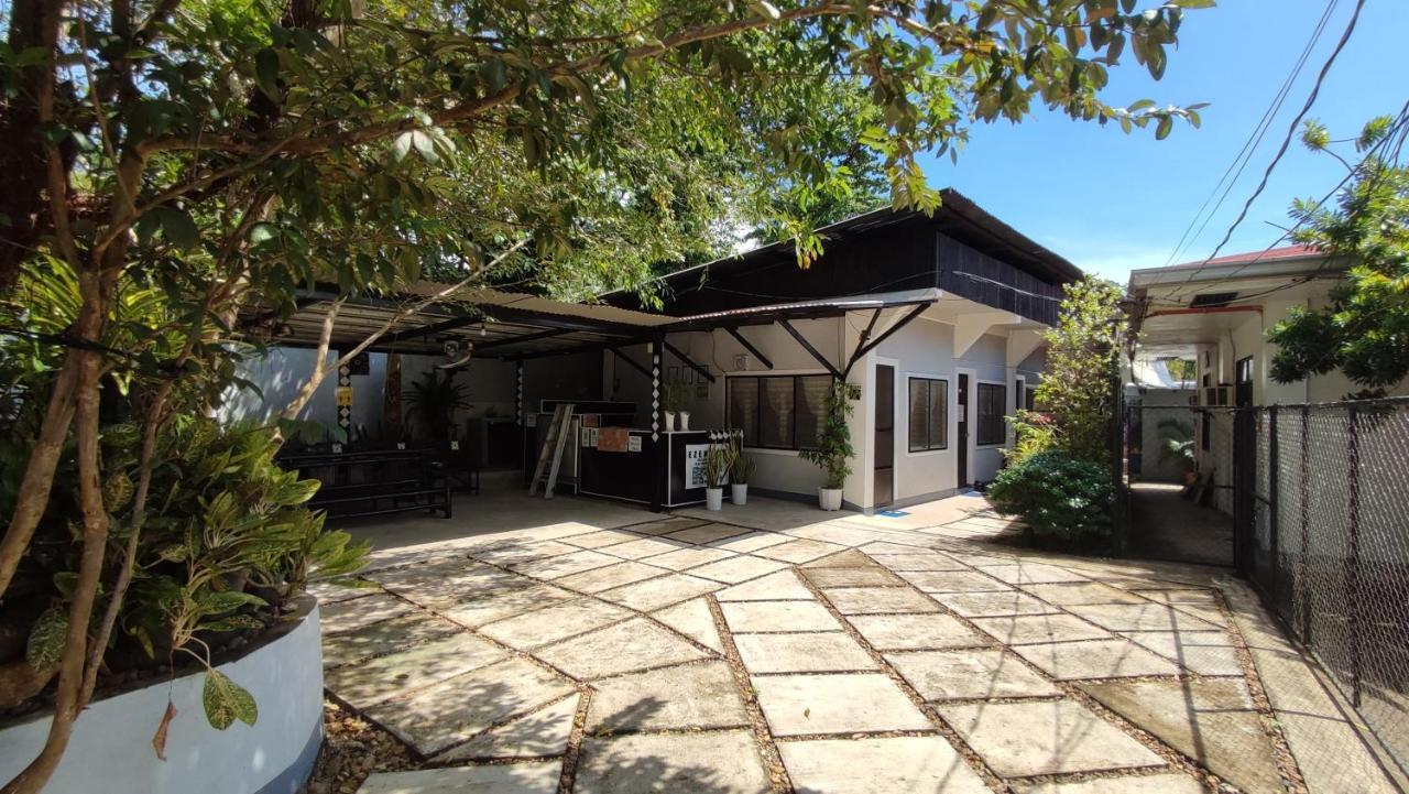 Ezekiel Transient House * Coron